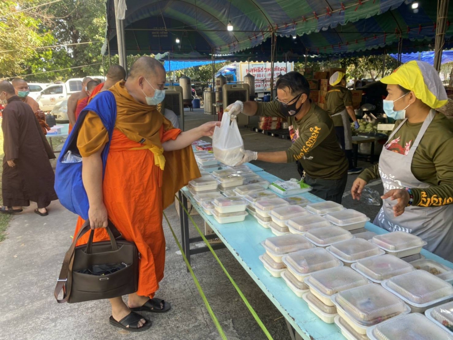 มูลนิธิร่วมกตัญญู เลือกใช้ถาดกระดาษ 